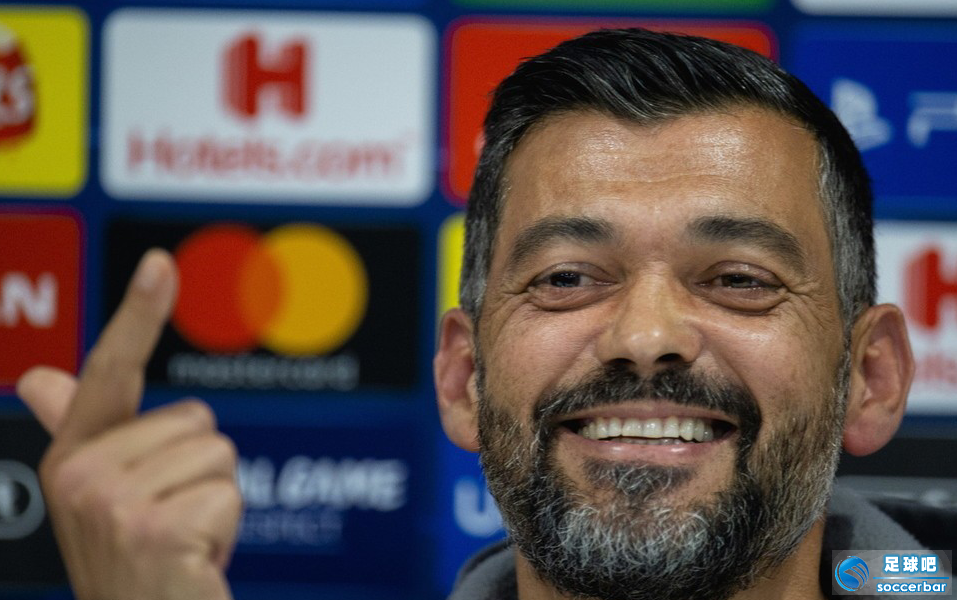 九游体育-离谱！拜仁慕尼黑赛后主帅复盘波尔图防线松动备战英超，上海久事远射贴柱