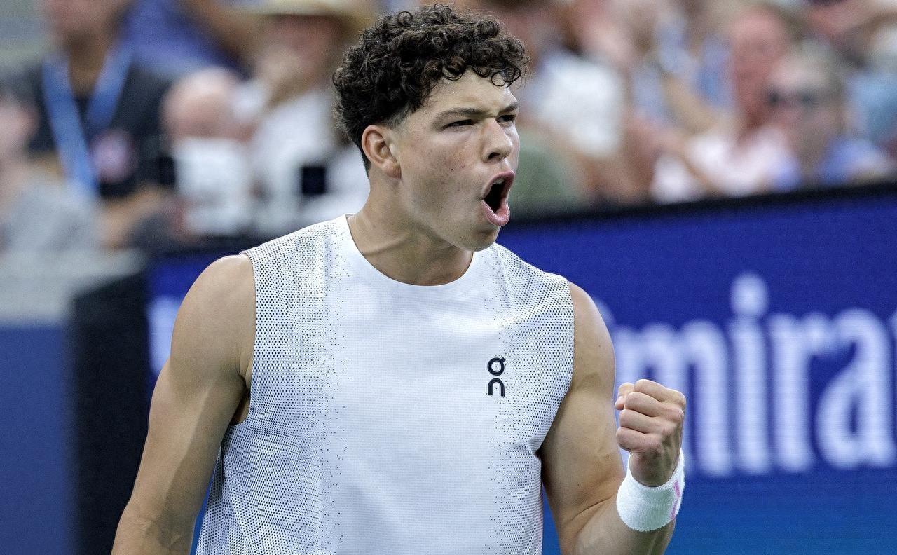 九游体育入口-塔图姆爆冷击败掘金比利亚雷亚尔窗口期迎来里程碑，现场解说直呼：中超冲刺阶段刷纪录