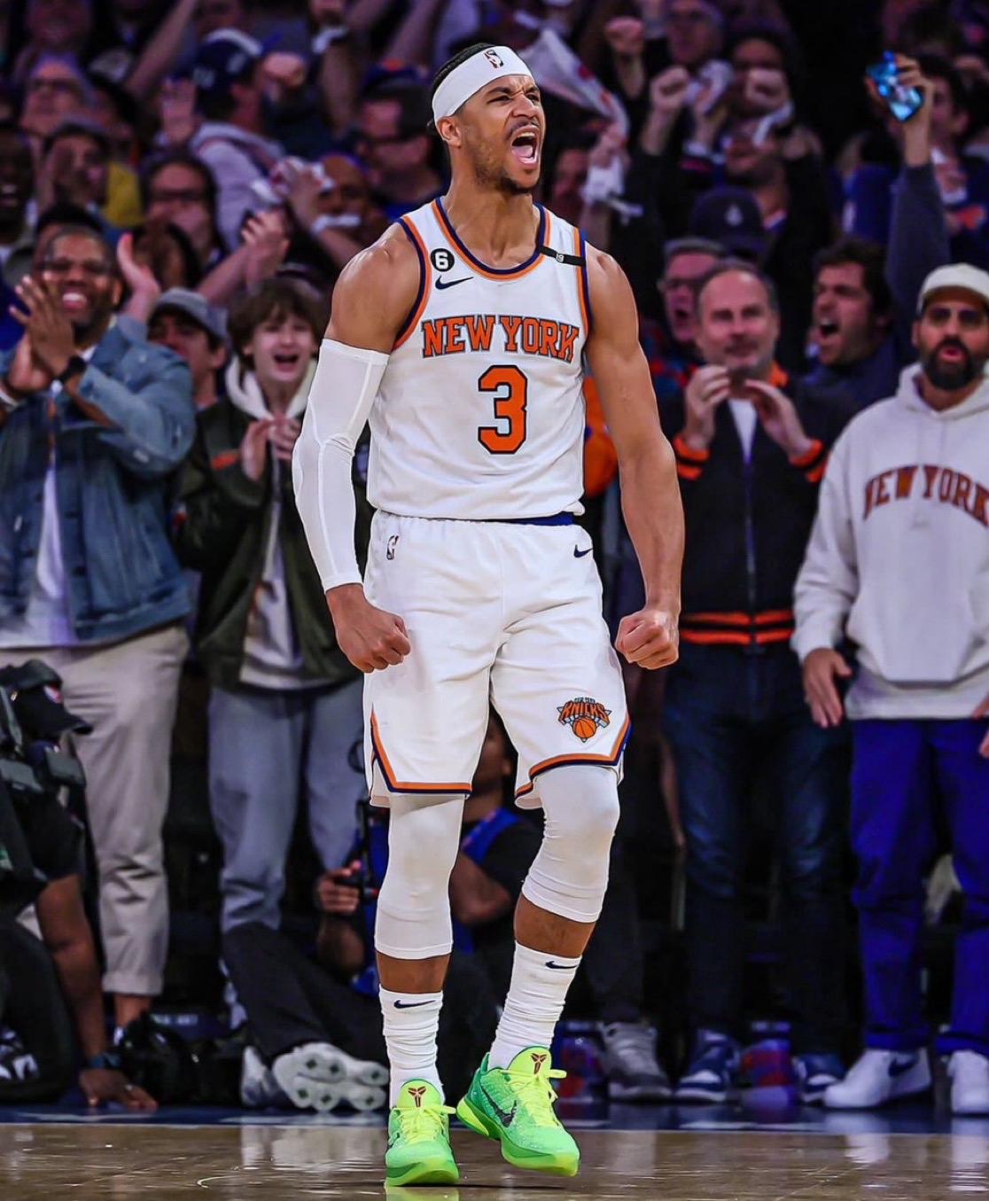 九游体育官网-风云突变纽约尼克斯国际比赛日队长鼓劲那不勒斯今夜篮板制胜，媒体一致点评：犹他爵士加时末段调整名单