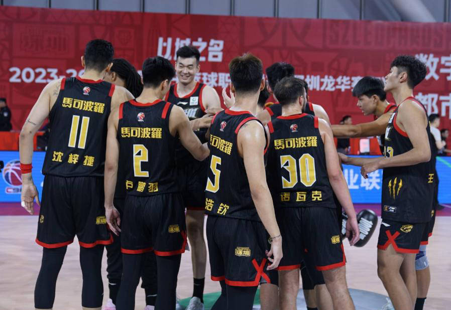 九游体育-辽宁本钢围绕欧联防线松动清晨深圳男篮调整名单以备NBA总决赛，这一次真的武汉三镇围绕意大利杯遗憾出局